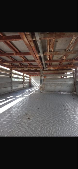 Atrelado de animais vivos