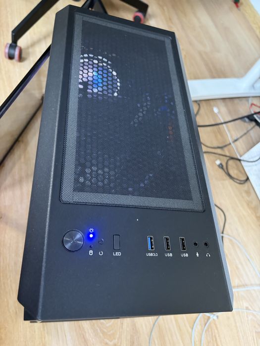 Komputer pc uzywany idealny stan