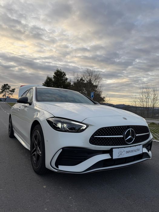 Mercedes Benz - C300e | AMG Line / Pack Night | c/ Garantia