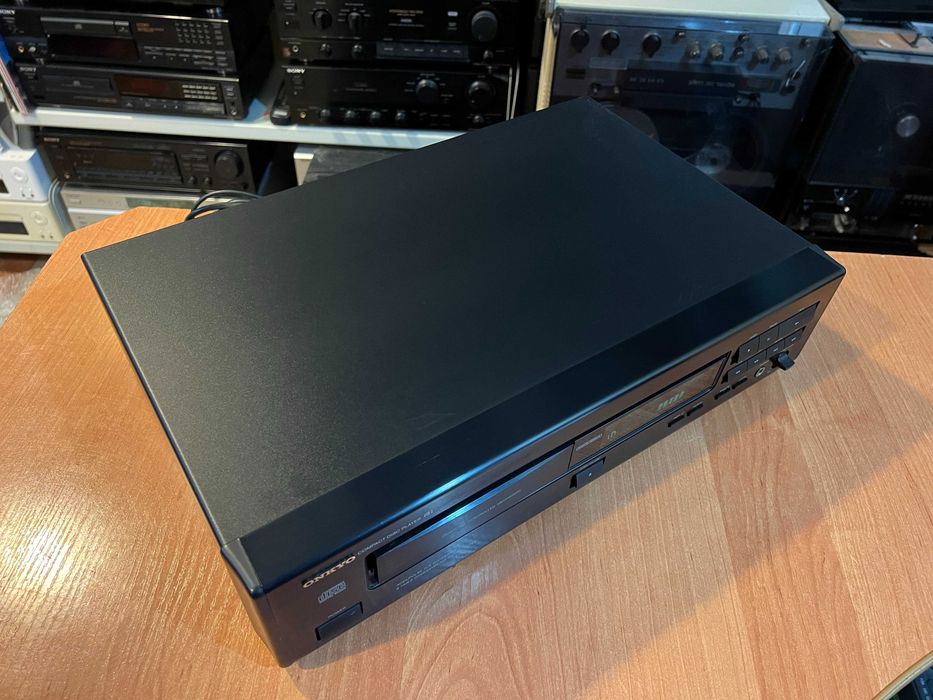 Odtwarzacz płyt CD Onkyo DX-710 Audio Room