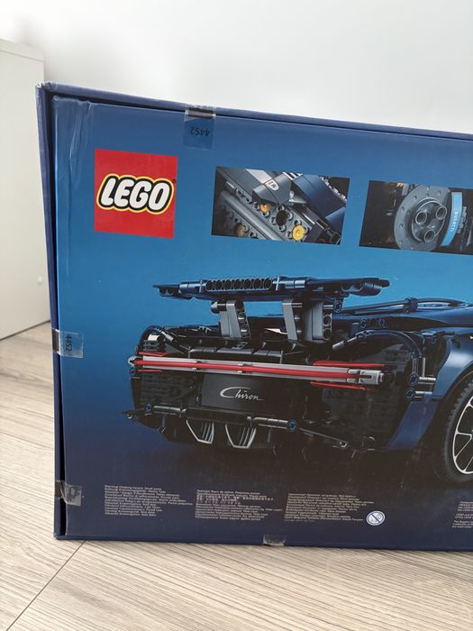 Lego Technic Bugatti Chiron 42083
