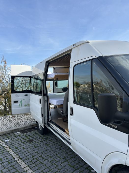 Carrinha 9 lugares transformável em dormitório