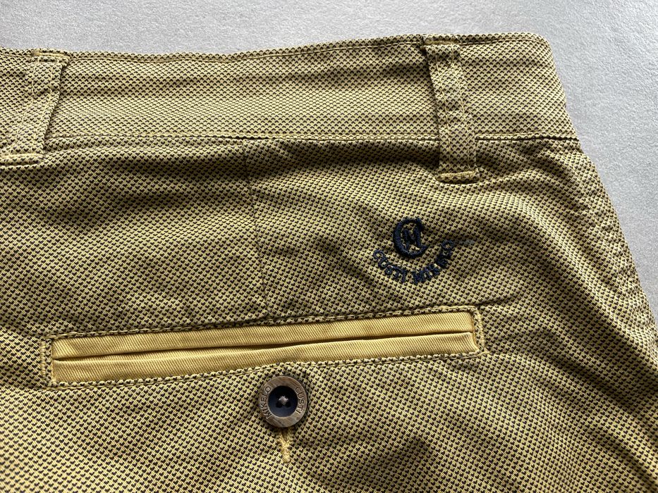 Eleganckie spodenki męskie musztardowe roz.48