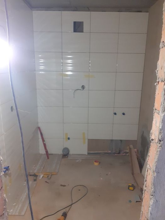 Ремонт квартир Укладка плитки, шпаклівка,