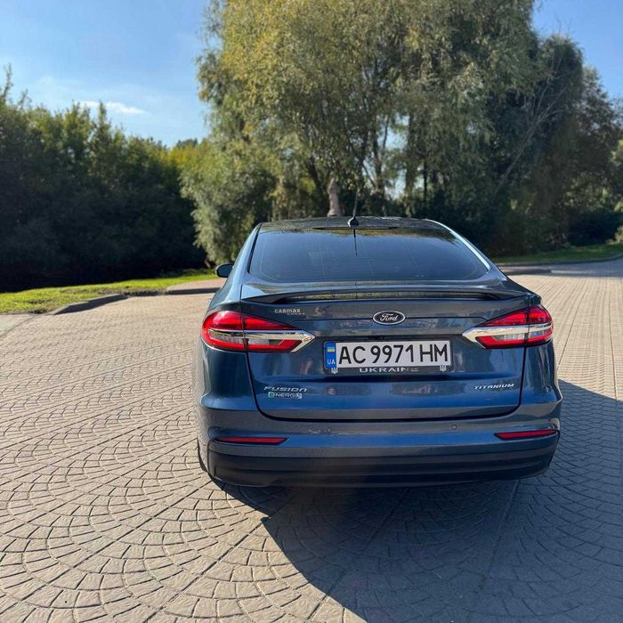 Ford Fusion 2018 VIN 3FA6P0SU1KR155008 фото оголошення 8 з 21