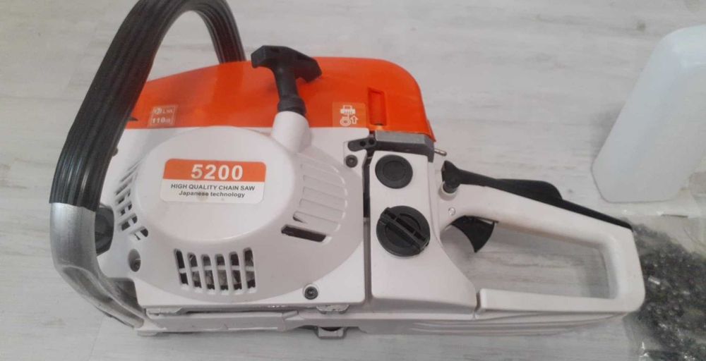 Piła spalinowa SAW5200