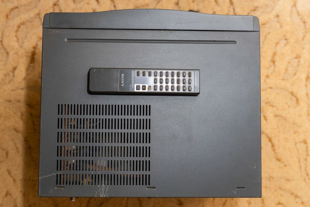 Продам б/у музыкальный центр Sony LBT D117 с пультом ДУ