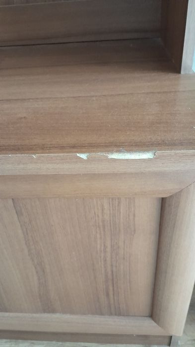 Продаю шкаф двухдверний