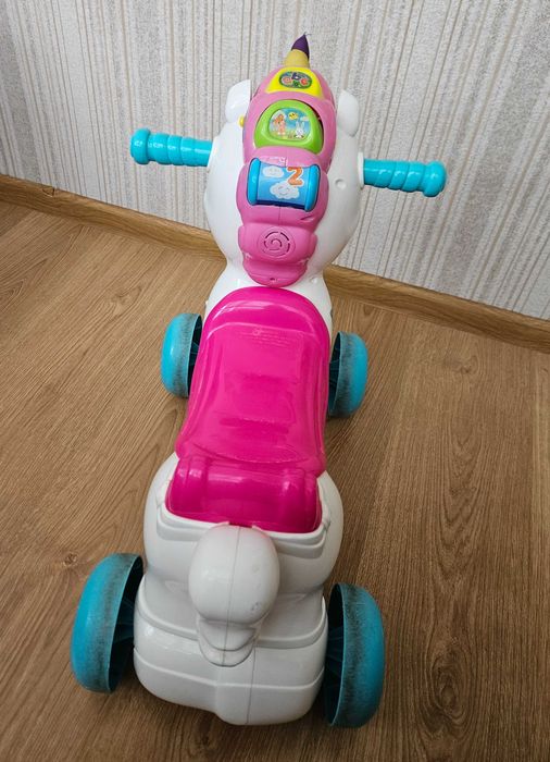 Коник на колесах