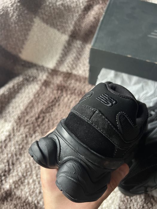 Buty new balance 9060 czarne nowe w rozmiarze 37