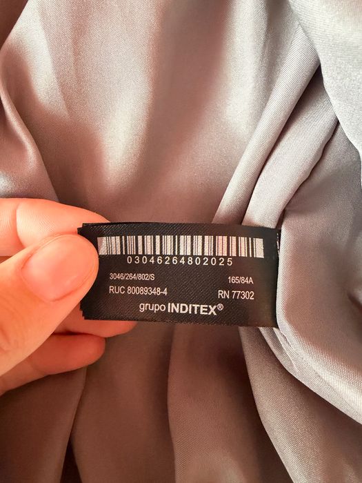 Новий бомбер Zara