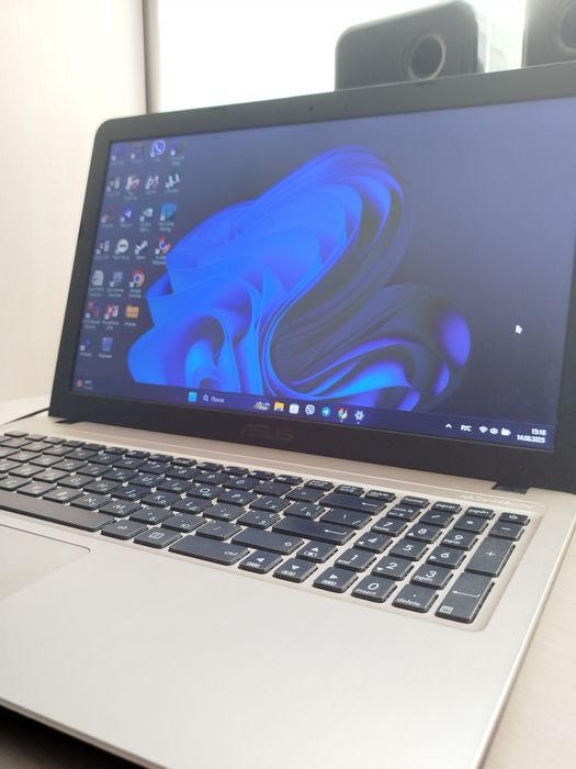 Asus vivobook ноутбук