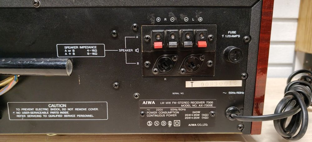 Amplituner AIWA AX-7300E. Vintage