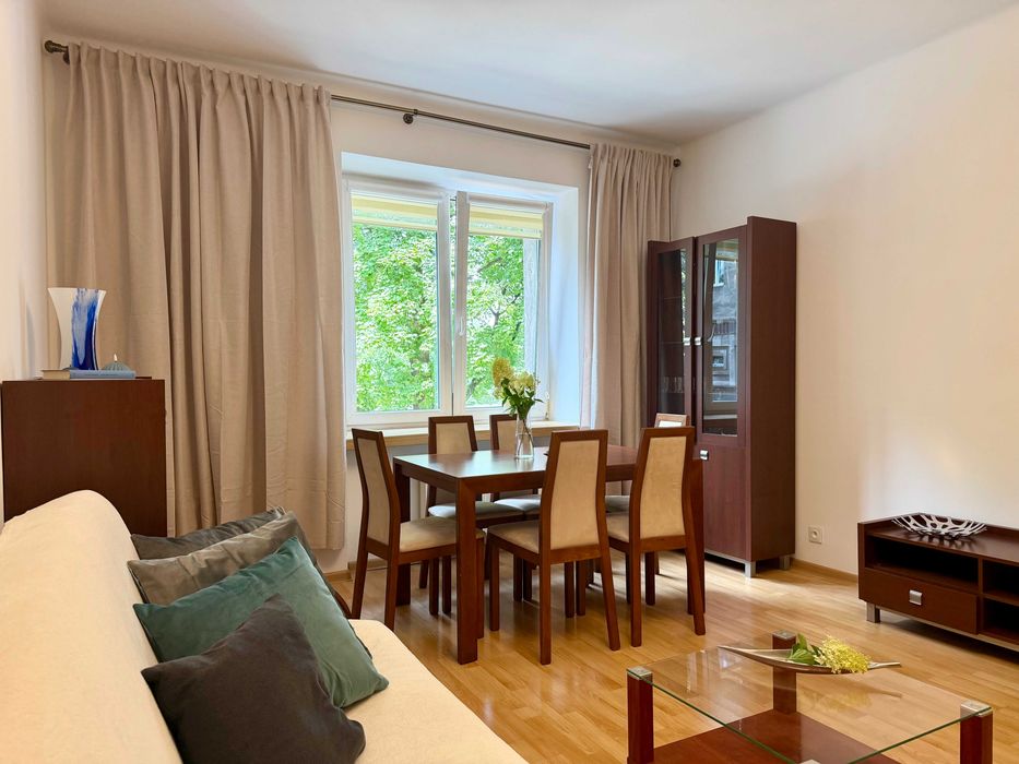 2-pokojowe mieszkanie 56 m² | Plac Centralny | Aleja Róż | 1 piętro | Winda