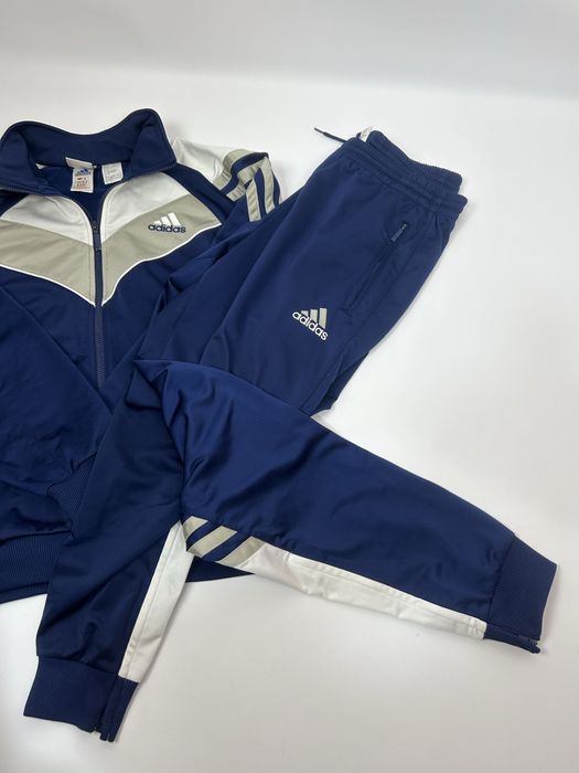 Вінтажний спортивний костюм adidas