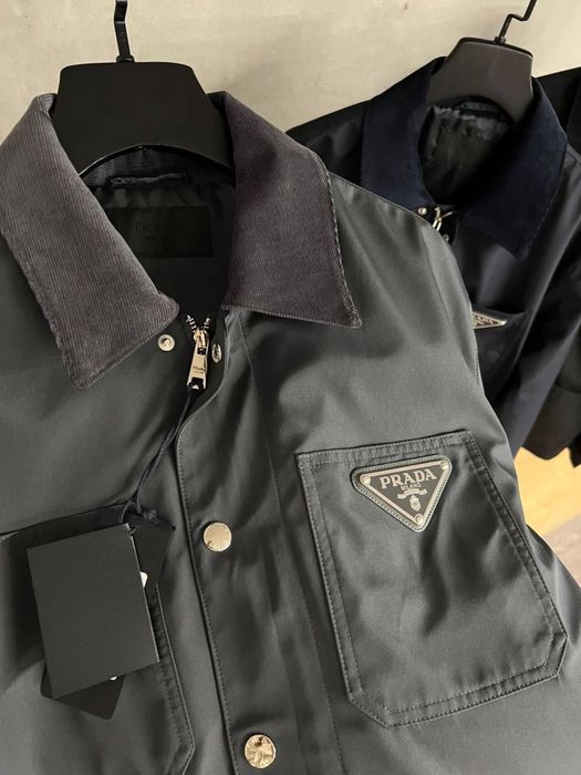 Чоловіча куртка prada