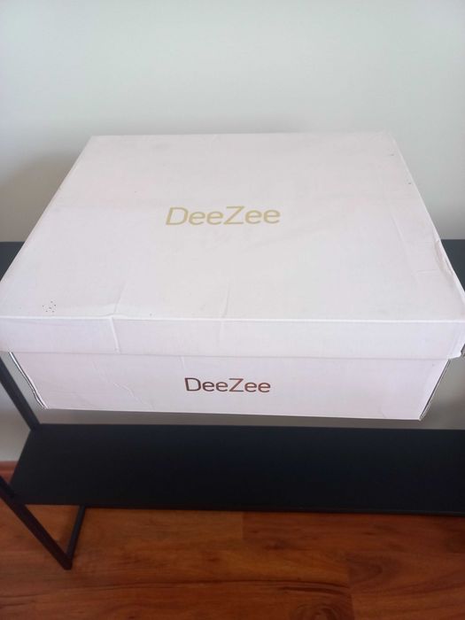 Buty DeeZee Trapery Trzewiki Beżowe Sznurowane Złote Dodatki