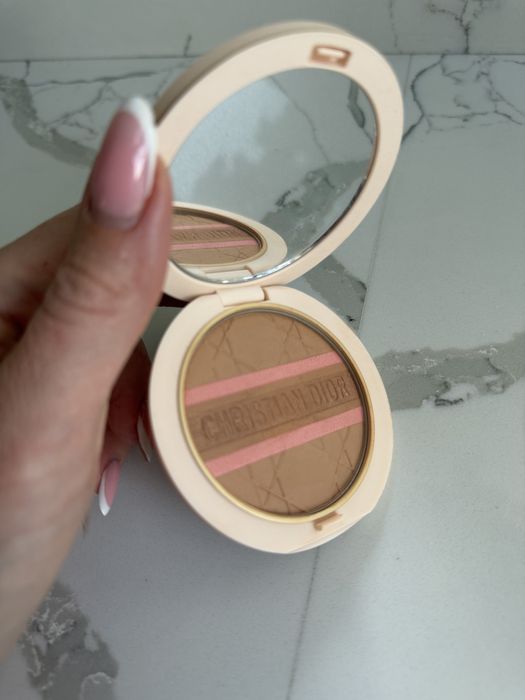 Бронзер Dior Forever.