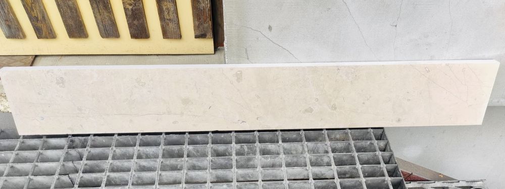 Stopnie marmurowe schody