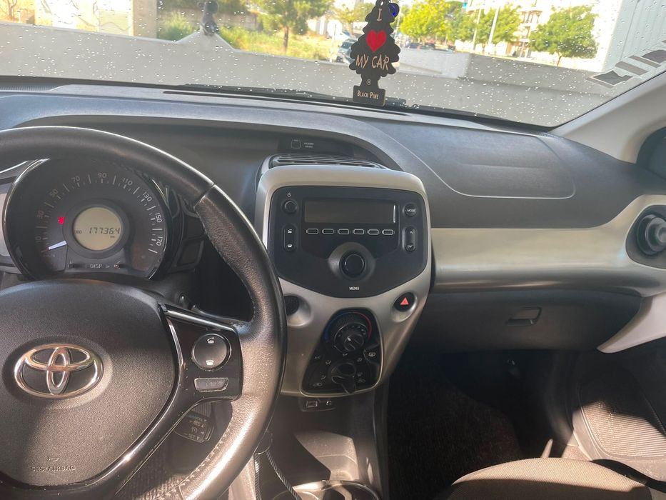 Toyota Aygo — fotografia 8