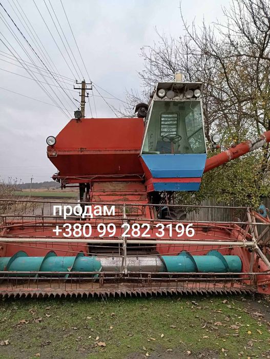 Продам комбайн Нива