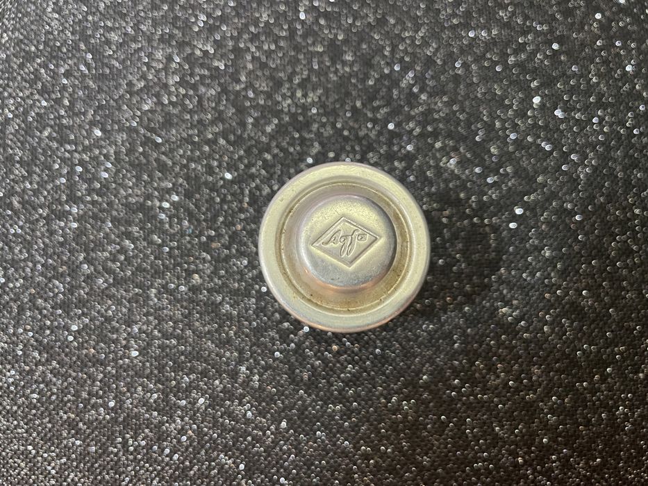 Conjunto de negativos antigos revelados…