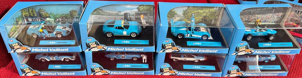 Coleção Michel Vaillant completa (31 miniaturas 1:43) da edição portuguesa. Todas com caixa original. Estado muito bom. Valor: 790€
