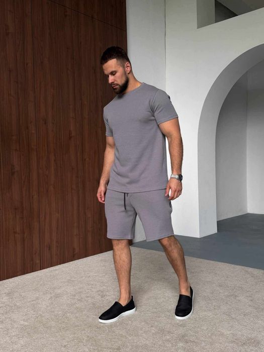 СРОЯНАЯ ПРОДАЖА Костюм мужской лето Lacoste