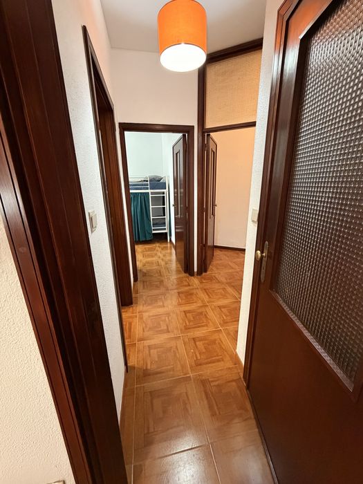 Quarto compartilhado na Areosa