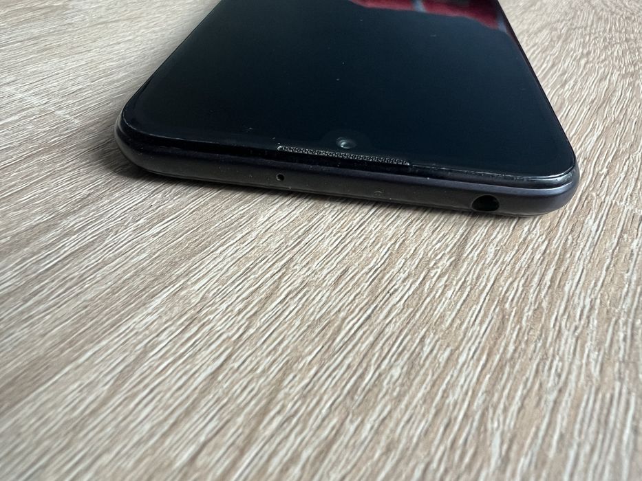 Huawei y6s 3/32gb