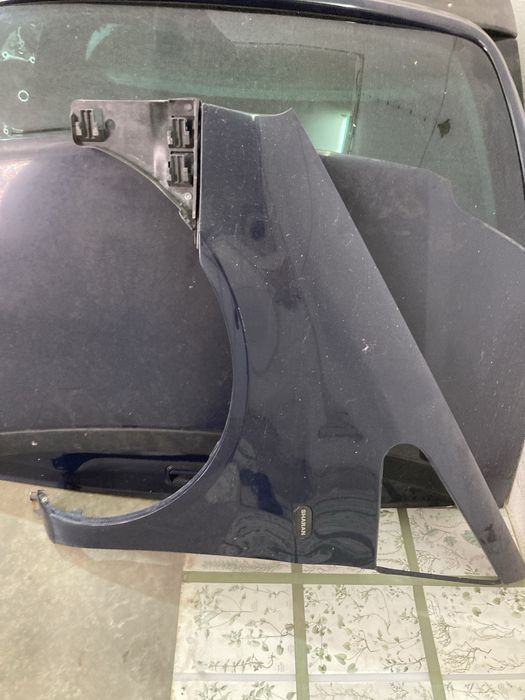 Capom guarda lamas frente VW Sharam