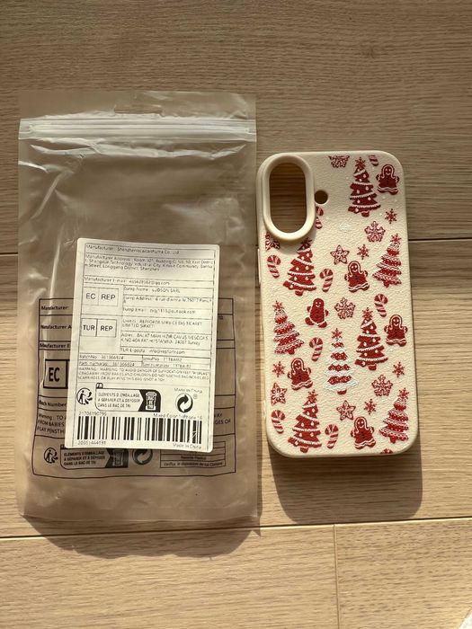 Nowe etui Iphone 16 świąteczne