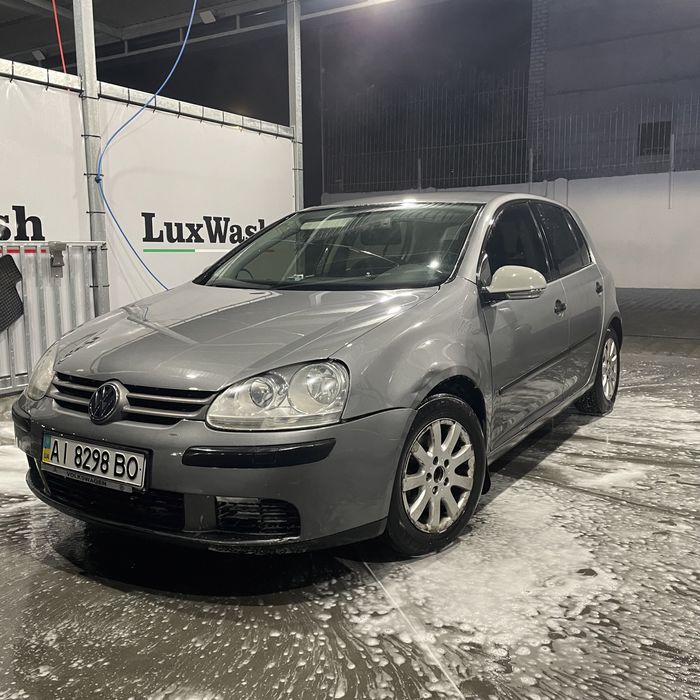 Продам Volkswagen Golf автомат