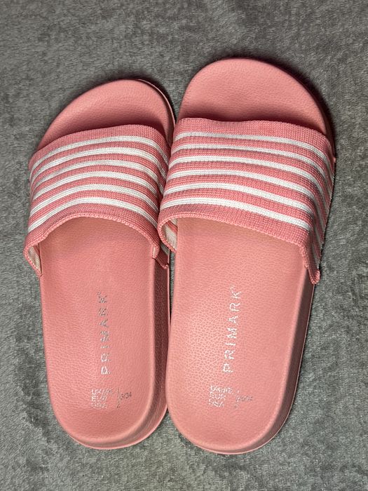 Дитячі тапочки .