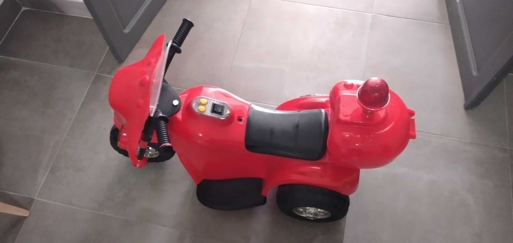 Moto de criança a bateria