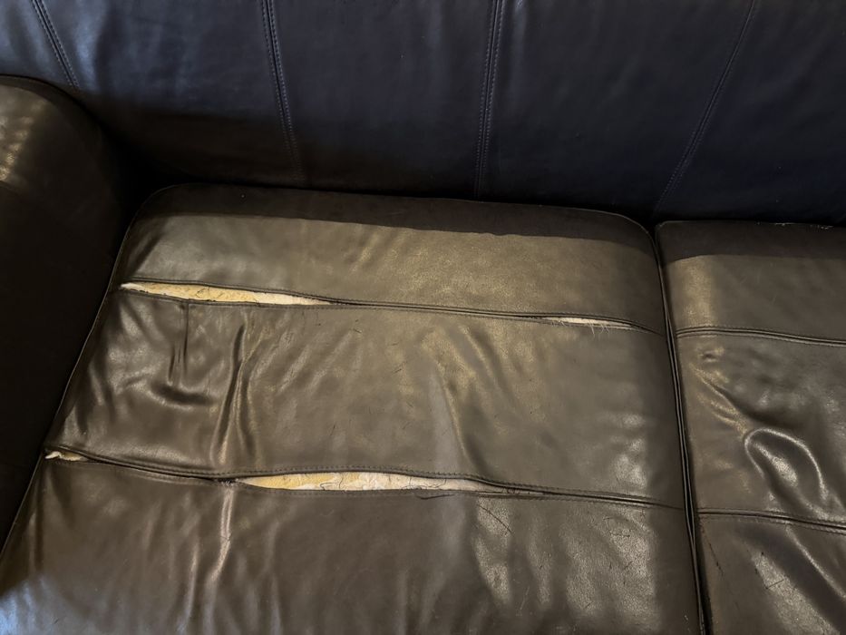 Sofa pele preto IKEA