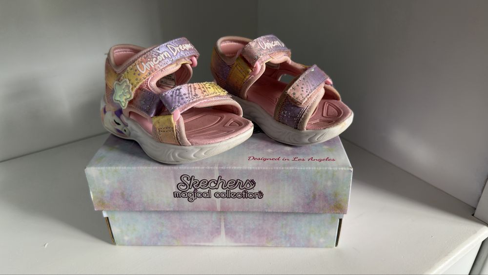 Calçado criança Impecável (Skechers, Biomecanics, Adidas) - Tam 19 ao 22