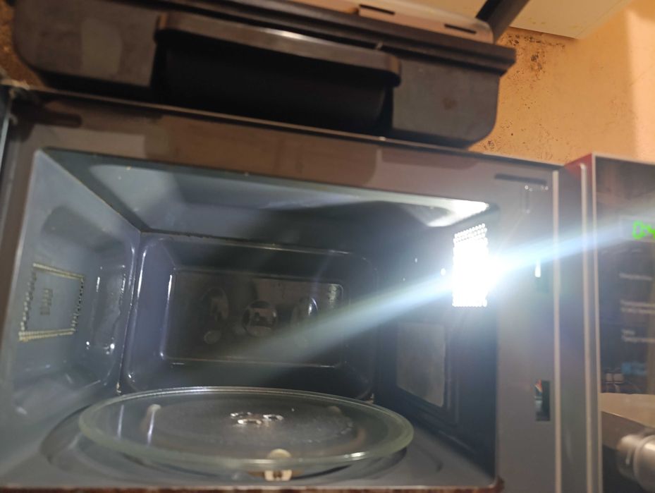 Продам микроволновку