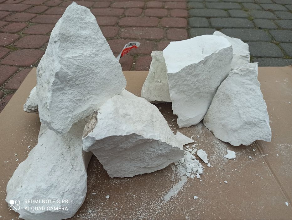 Wapno palone w bryłach