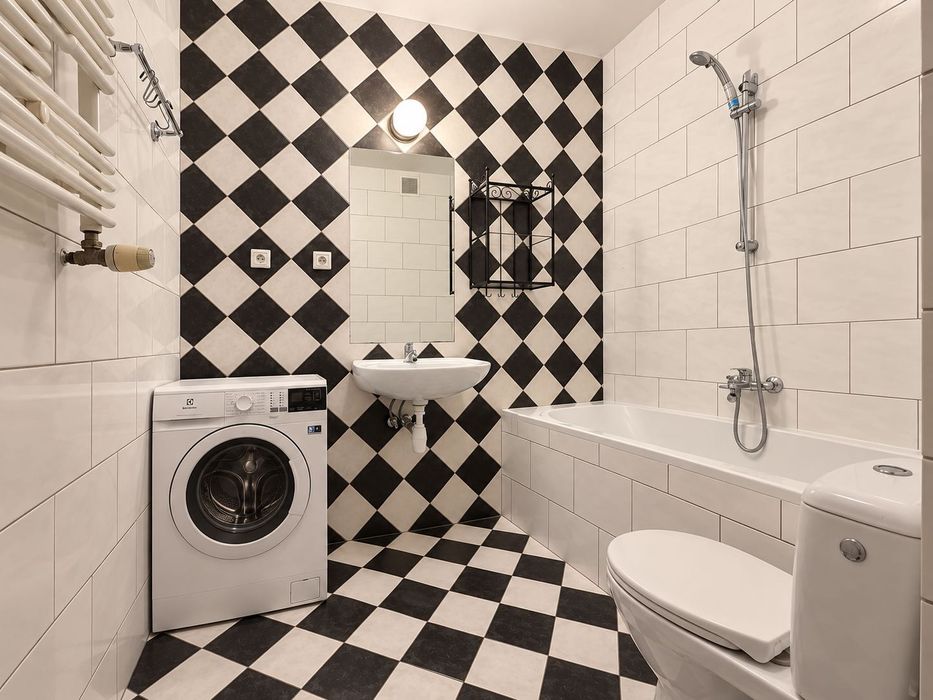3 pokoje | Balkon 16m2  | Komórka  | Wanna | Metro