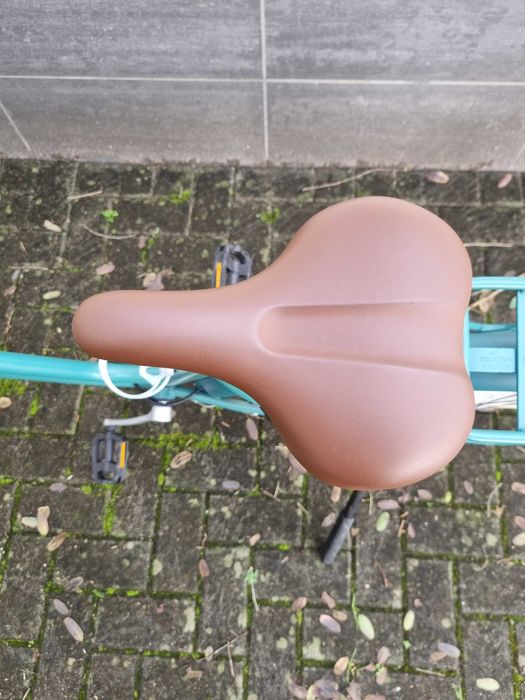 Bicicleta de cidade ELOPS 520 QUADRO BAIXO verde cedro