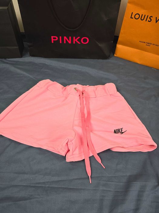 Spodenki szorty Nike krótkie damskie premium kolory różowe S-XL