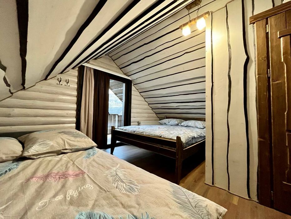 Оренда в Карпатах Котеджів .ВІЛЬНО НА НОВОРІЧНІ.Басейн, чани, сауна.