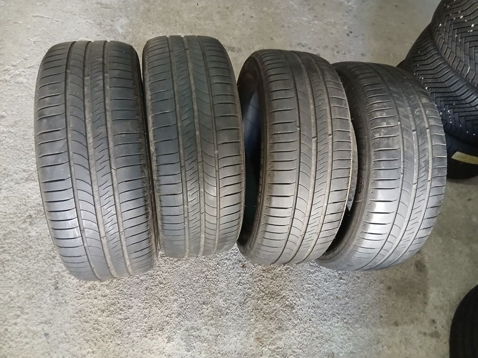 Pneus 205/55R16 Michelin