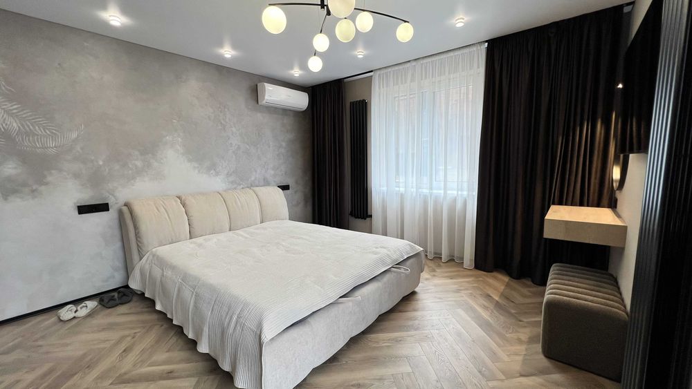 Продається 3 кім. в центрі вул.Пелеша ЖК Клубне Містечко 12 від Vambud