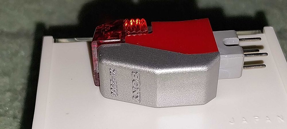 Cartucho e agulha para giradiscos