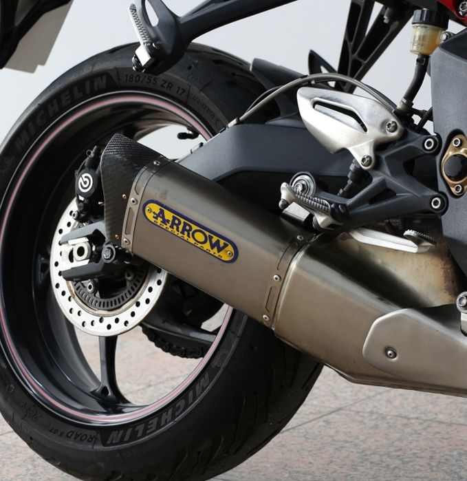 Triumph street triple 675R
