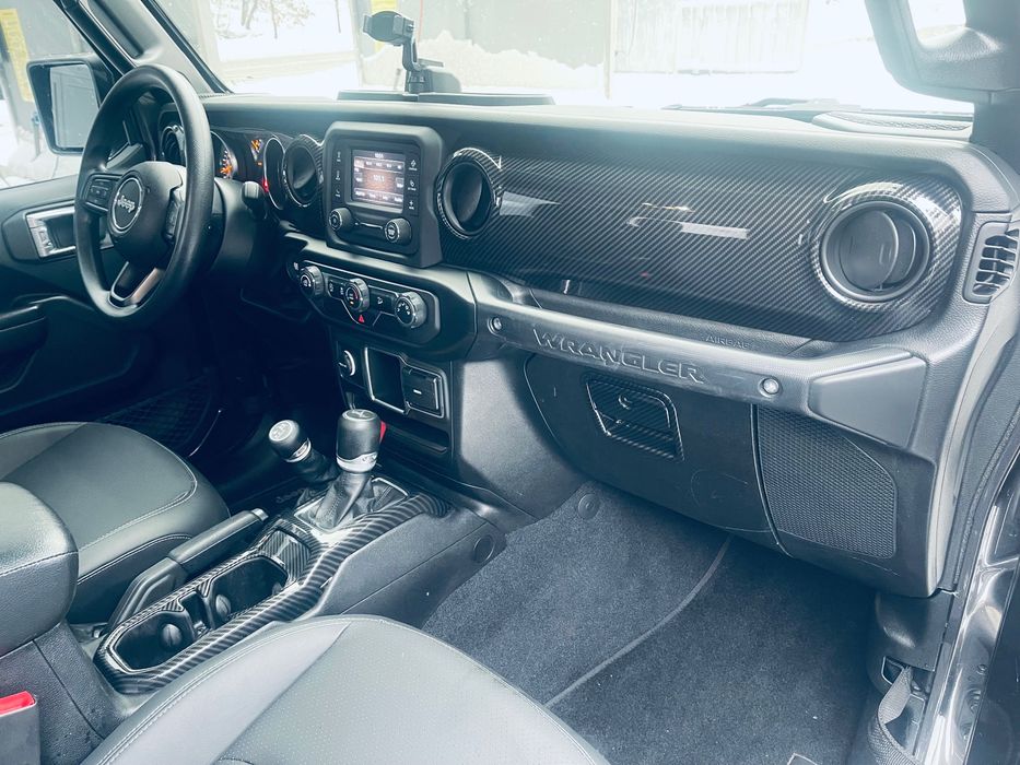 Jeep Wrangler идеальное состояние не крашен!