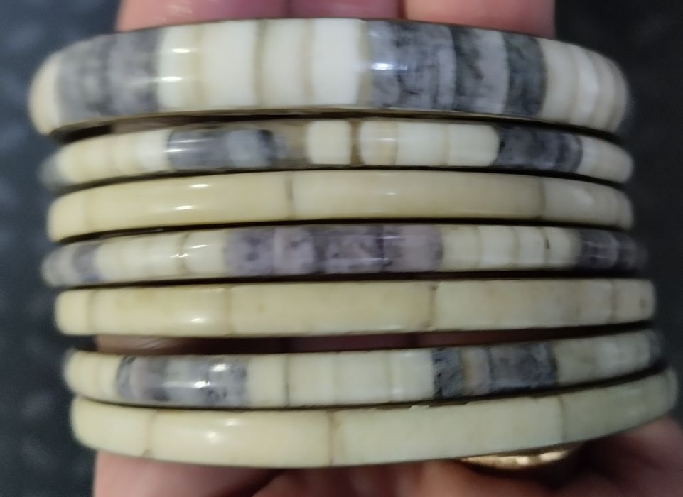 7 escravas vintage em chifre de búfalo e metal