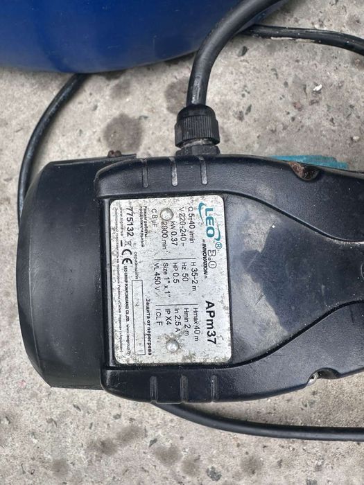 Бак европласт 300 л плюс насос с контролером